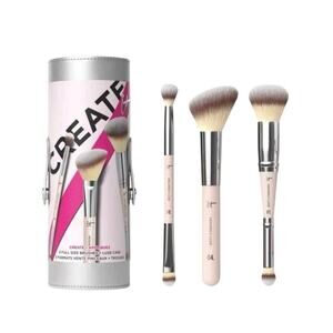 It Cosmetics 4-Pc. Celebrate Creative Looks Makeup Brush Set -MSRP $65